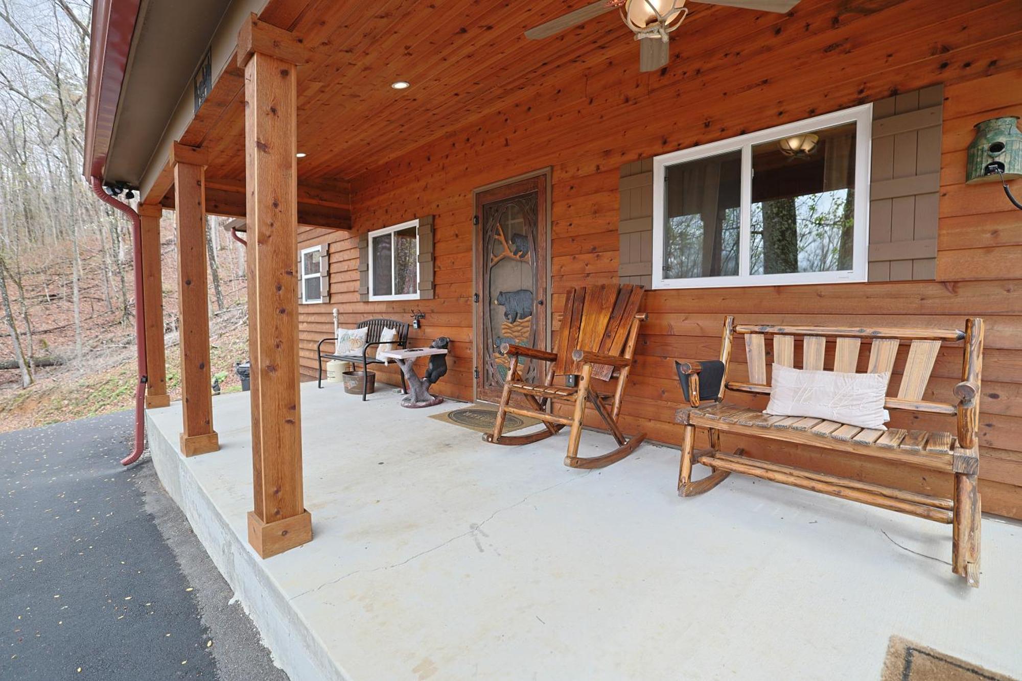 Holiday home Couple Retreat Cabin-near Smoky Mountain Railroad-hot Tub